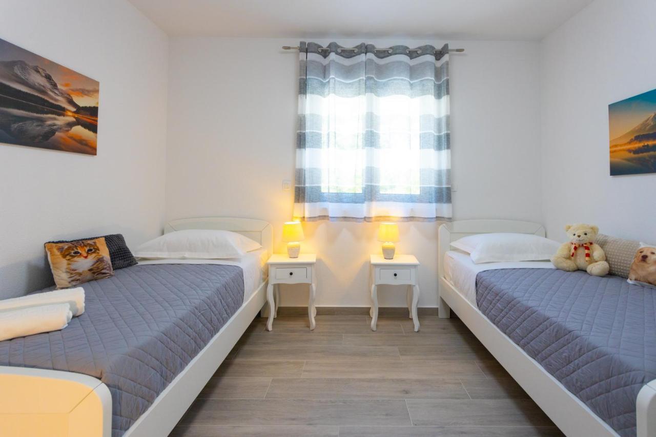 Apartments Jasa Deluxe Makarska Extérieur photo